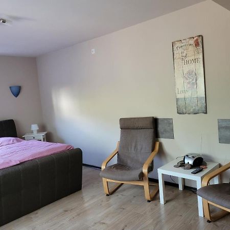 Ferienwohnung Loreley Weisel Екстер'єр фото
