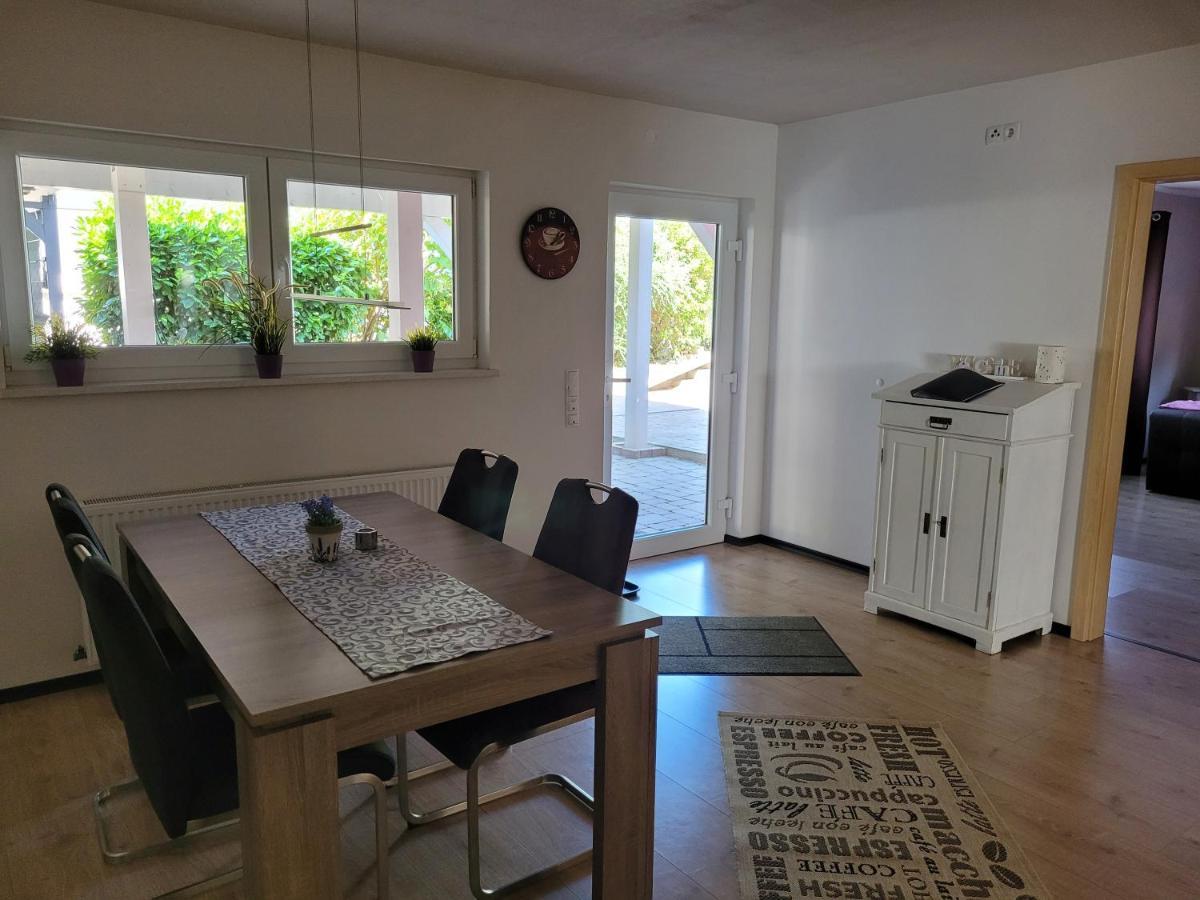 Ferienwohnung Loreley Weisel Екстер'єр фото